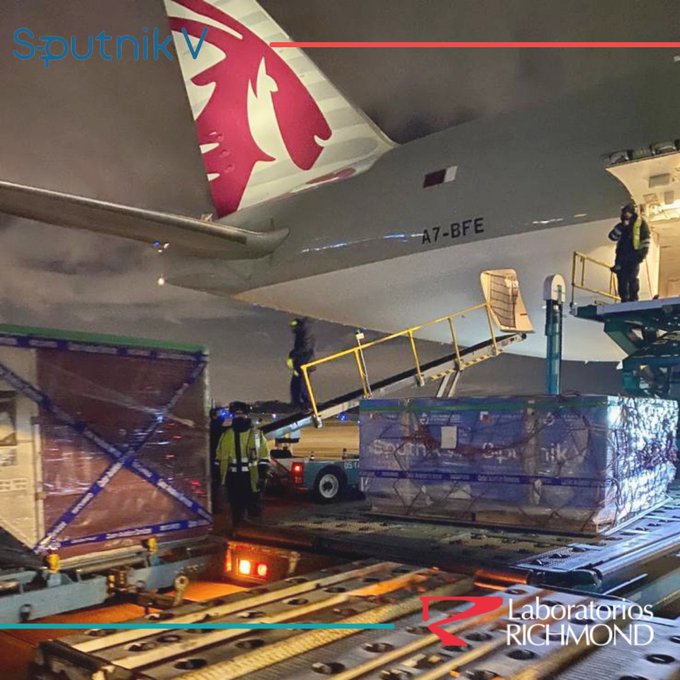 Argentina recibe 500 litros de activo para producir componente 2 de la vacuna Sputnik V