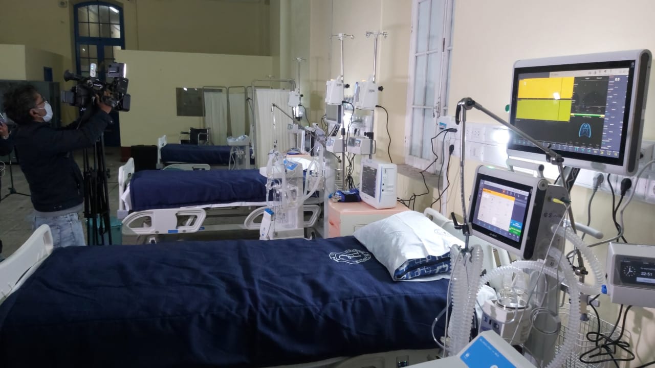 Ministerio de Salud habilita 10 camas en la UTI del Hospital de Clínicas de La Paz