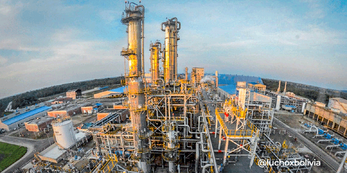 Presidente destaca ventas de la Planta de Amoniaco y Urea por $us 236,5 millones a un mes de su reactivación