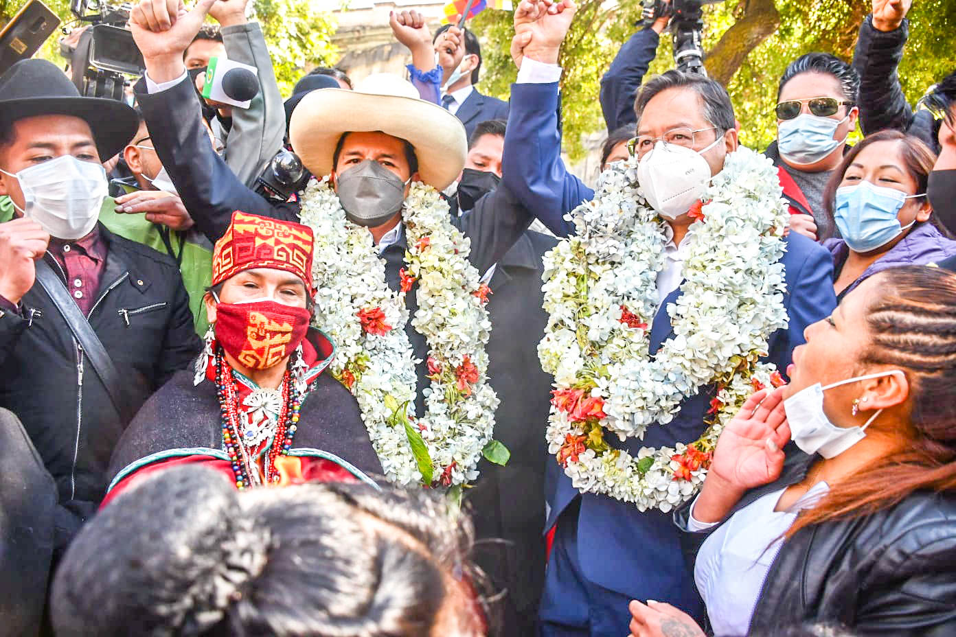 Presidente de Perú asevera que el encuentro binacional con Bolivia “afianza los milenarios lazos de amistad”