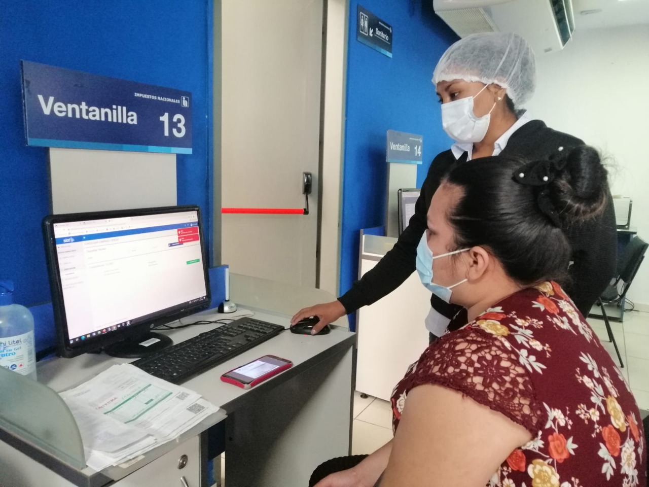 Contribuyentes destacan servicios que brindan los Kioscos Tributarios