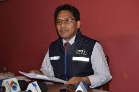 Viceministro critica a médicos por amenazar con paro en medio de la batalla contra el coronavirus