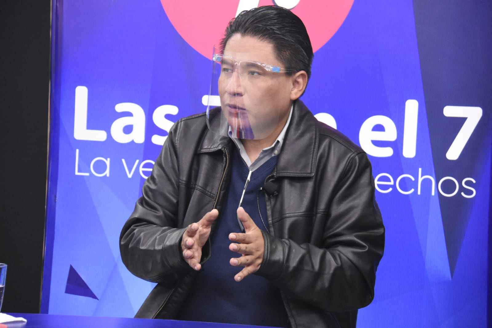 Gobierno presentará el lunes demanda penal por actos de ultraje a símbolos patrios, discriminación y racismo en Santa Cruz