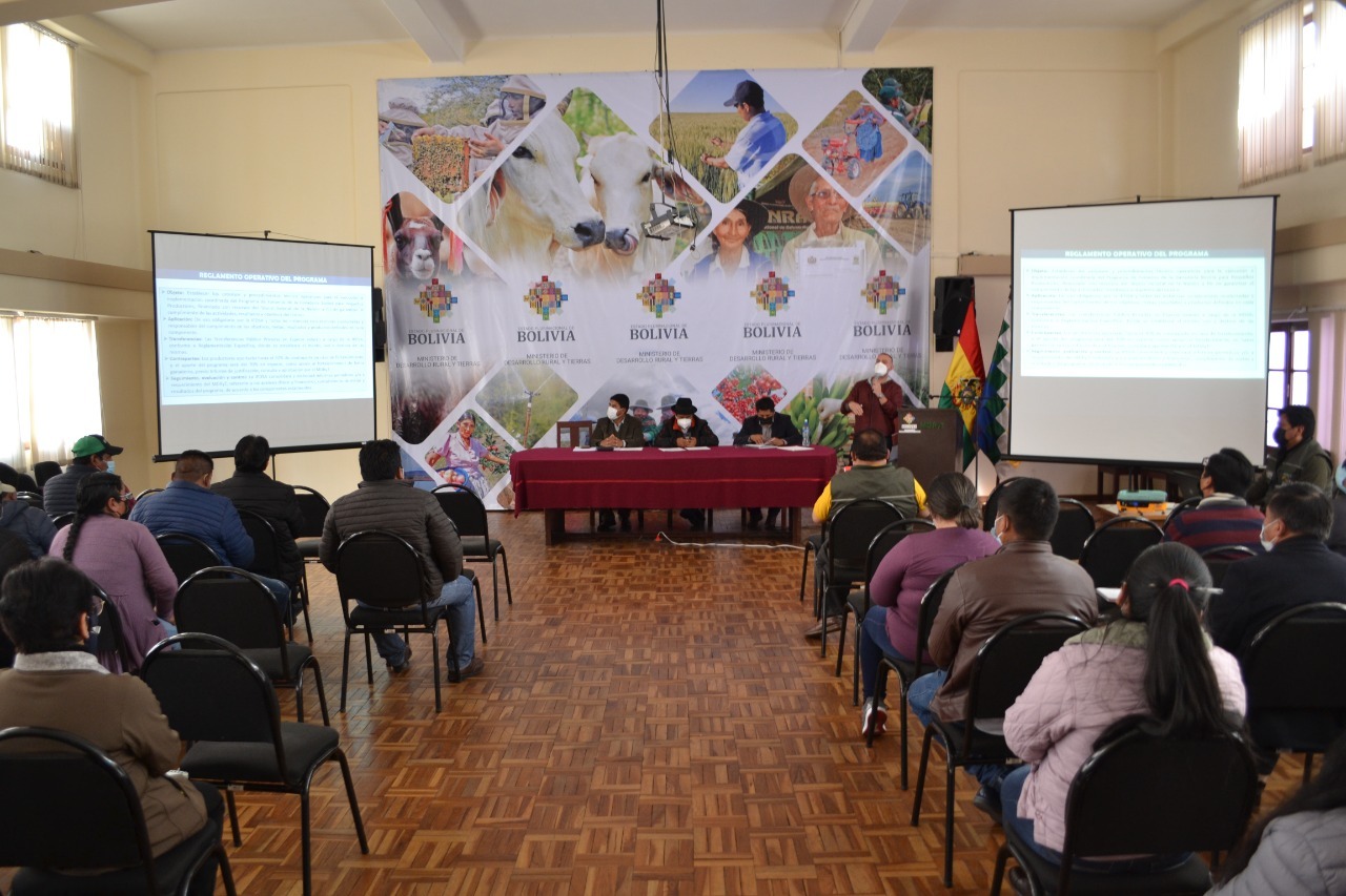 Ministerio realiza capacitación técnica para ejecutar programas productivos