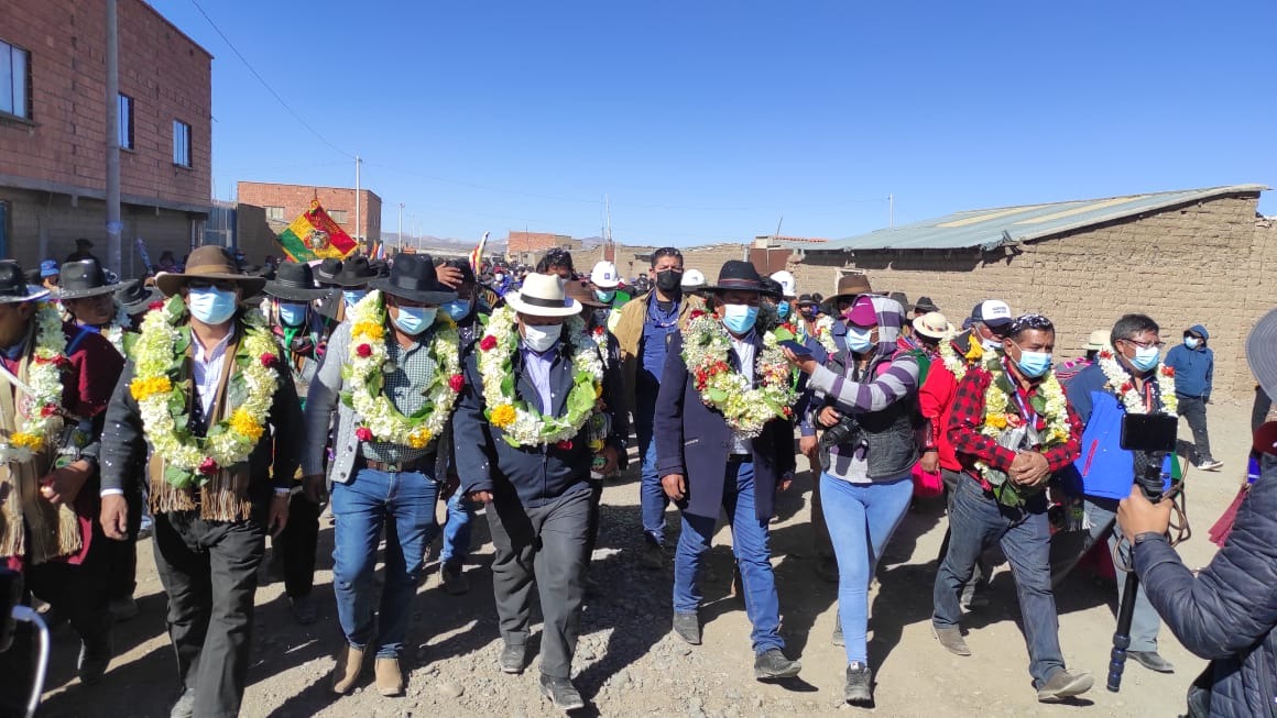Realizan inspección de tramos en construcción de la Red Vial Fundamental del departamento de La Paz
