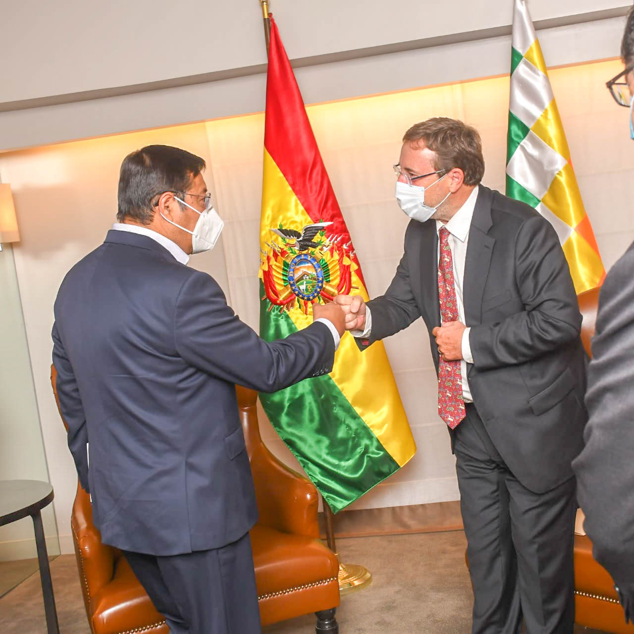 Presidente y administrador del PNUD convienen sobre importancia de considerar el acceso a las vacunas anticovid como un derecho humano