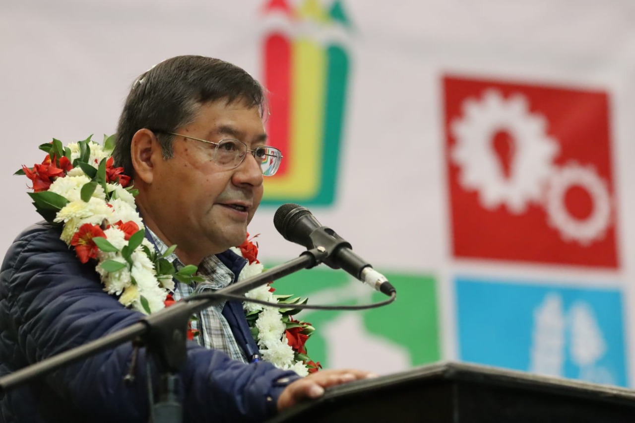 Presidente pide propuestas para tres pilares de reconstrucción del potencial económico y productivo de Cochabamba