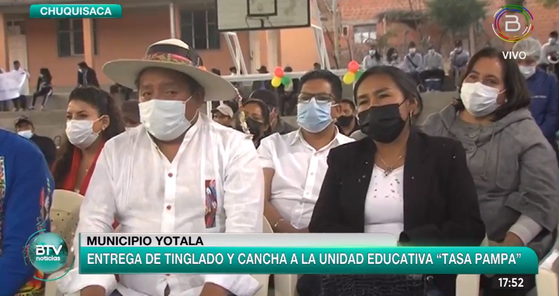Presidente entrega cancha con tinglado y graderías en escuela de comunidad Tasa Pampa, Chuquisaca (adelanto)
