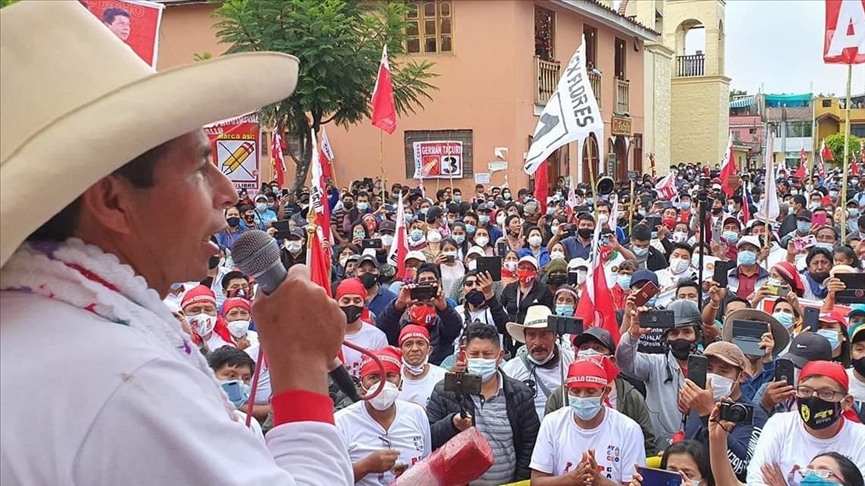 Segunda vuelta: Peruanos definirán entre nueva Constitución y más Estado o seguir la vía neoliberal