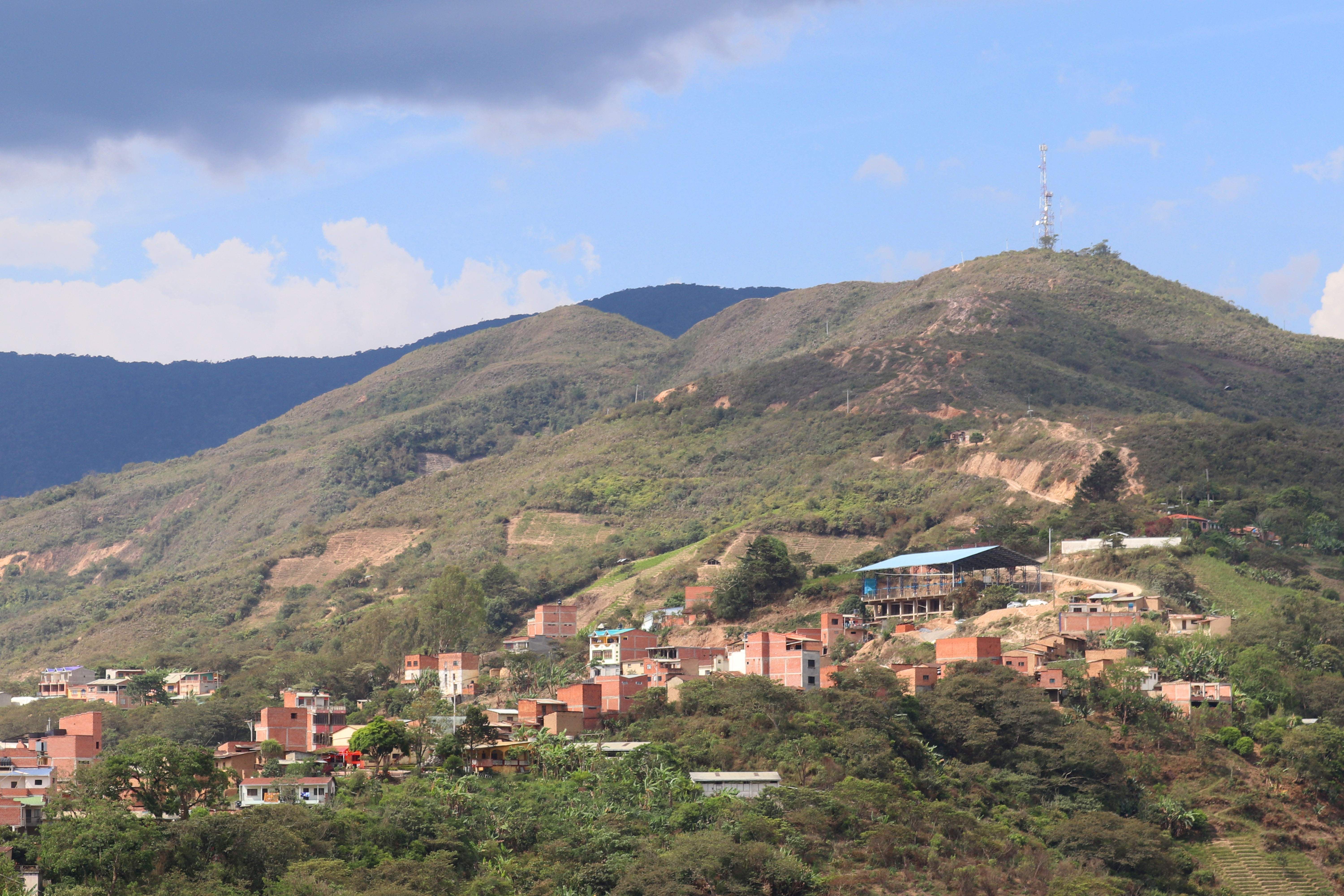 La Paz: Entel despliega tecnología LTE y mejora el servicio de acceso a internet en Huancané