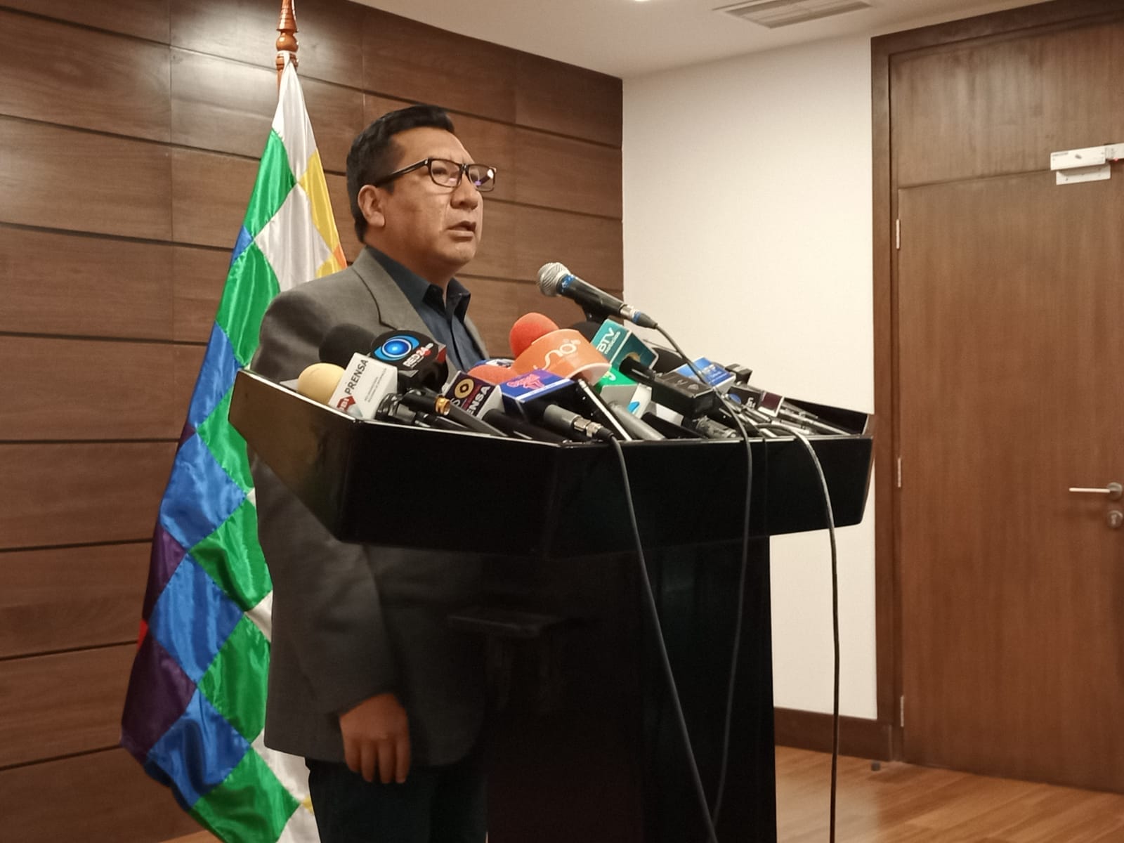 Presidente de Diputados recuerda que Plan de Desarrollo Económico y Social está vigente desde el 2016 y que no tuvo objeciones