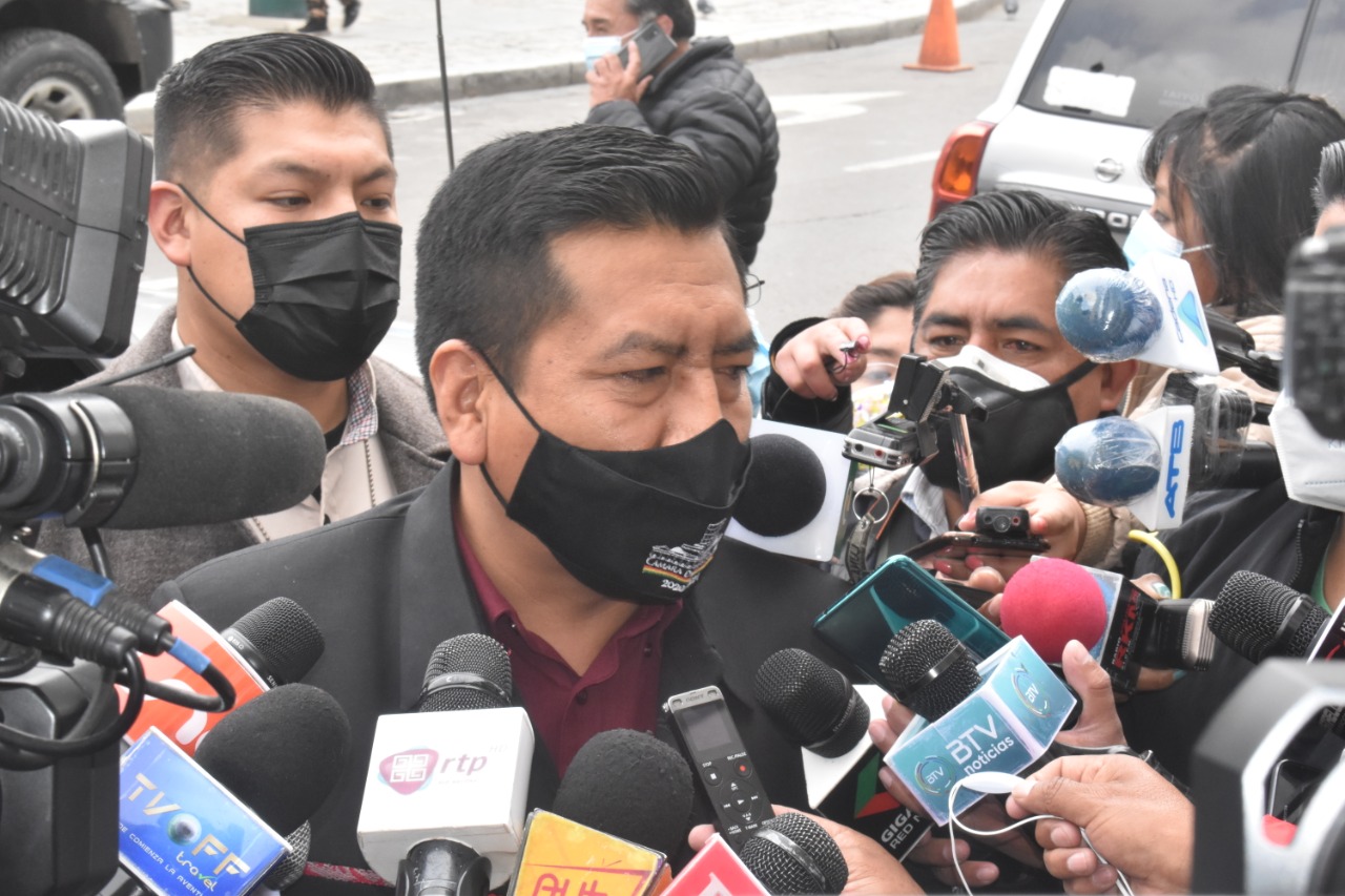 Legisladores exhortan a cocaleros de los Yungas a resolver diferencias por la vía del diálogo