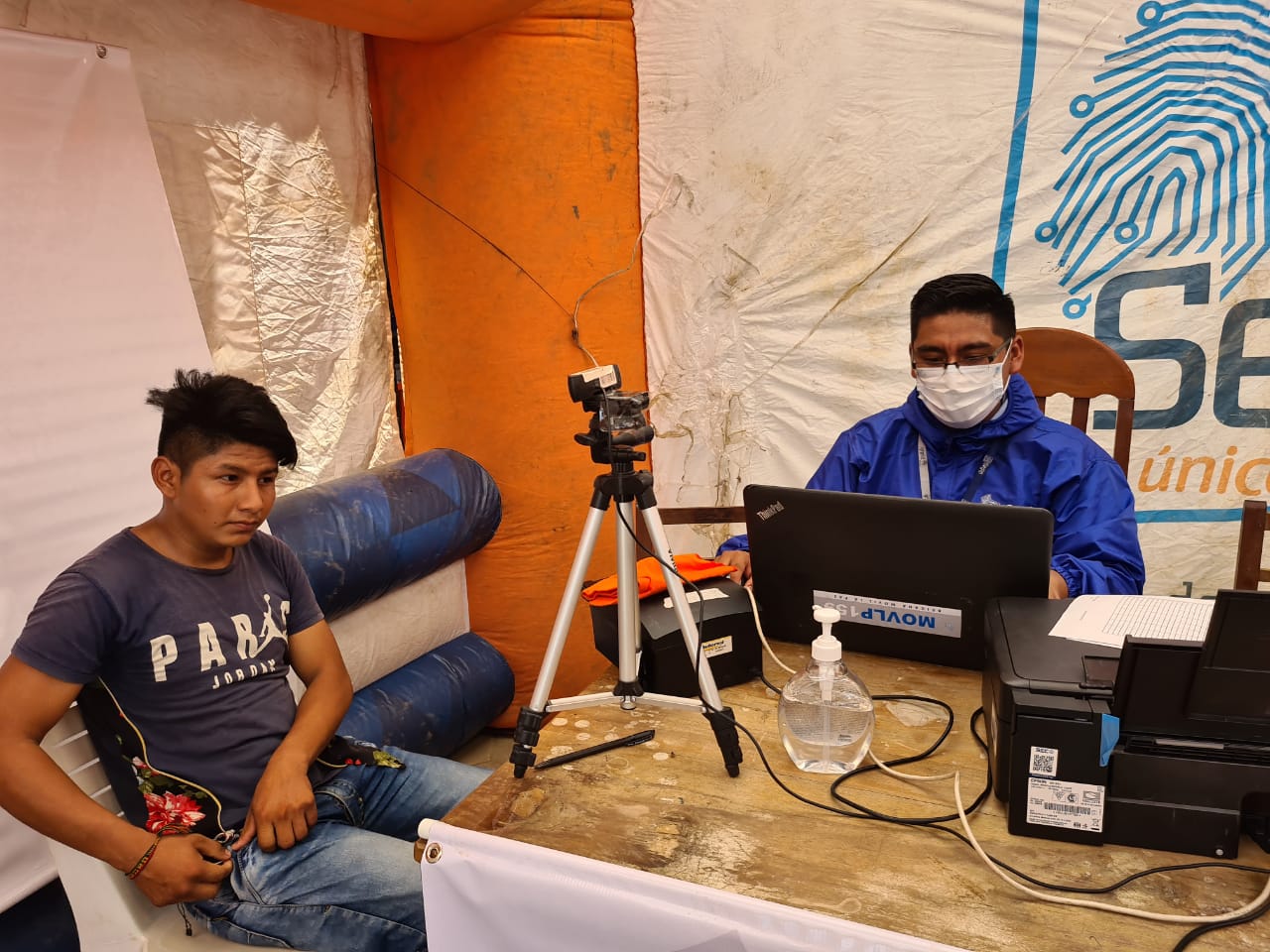 Segip desplaza brigadas al norte paceño para cedular a personas afectadas por las riadas