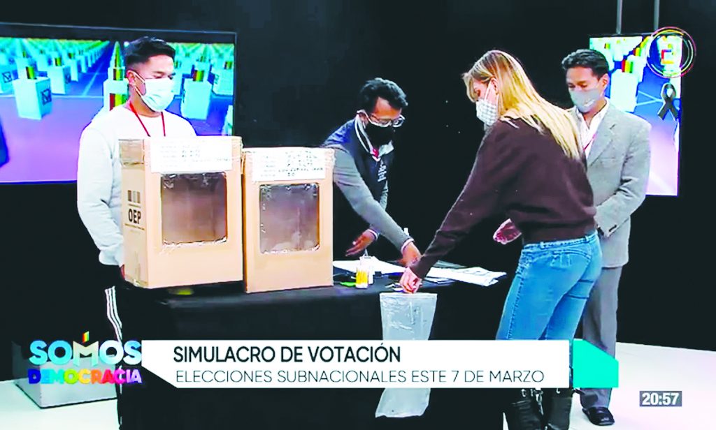 Aceleran la distribución de maletas electorales para 1.000 recintos y más de 9.000 mesas electorales en La Paz