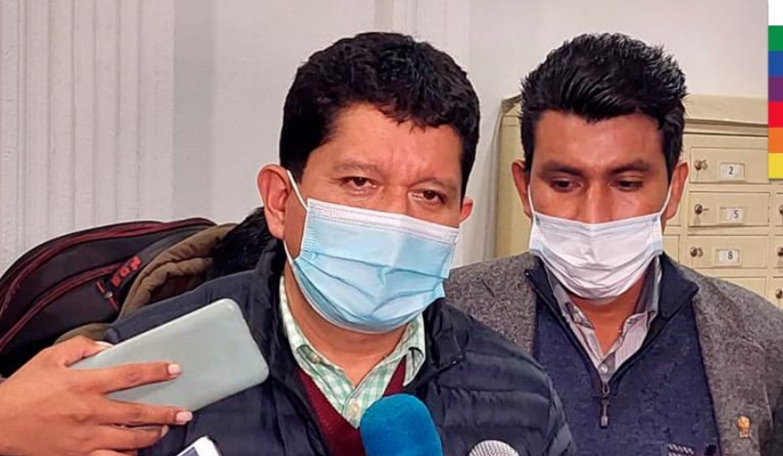 Jefe de Bancada del MAS en el Senado exhorta a la oposición a corregir comportamientos violentos