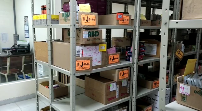 Salud entrega medicamentos al hospital Santiago II de El Alto por un valor de Bs 9,7 millones para atender pacientes COVID-19