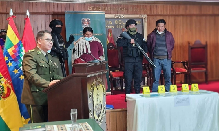 Policía detiene a dos personas por la venta de un bebé en Cochabamba