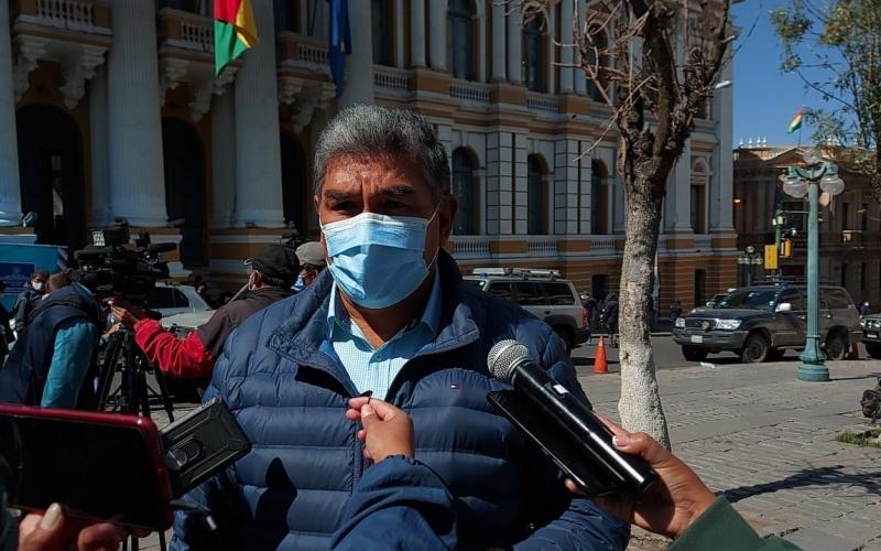 Senador Torrez denuncia que la derecha utiliza escenarios internacionales para desestabilizar el país