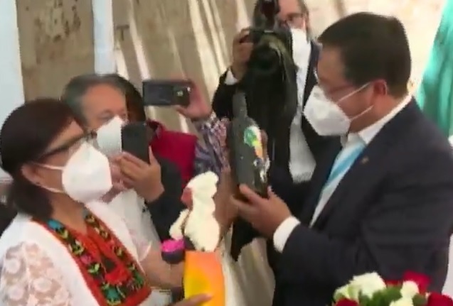 Colectivos mexicanos celebran la recuperación de la democracia en Bolivia