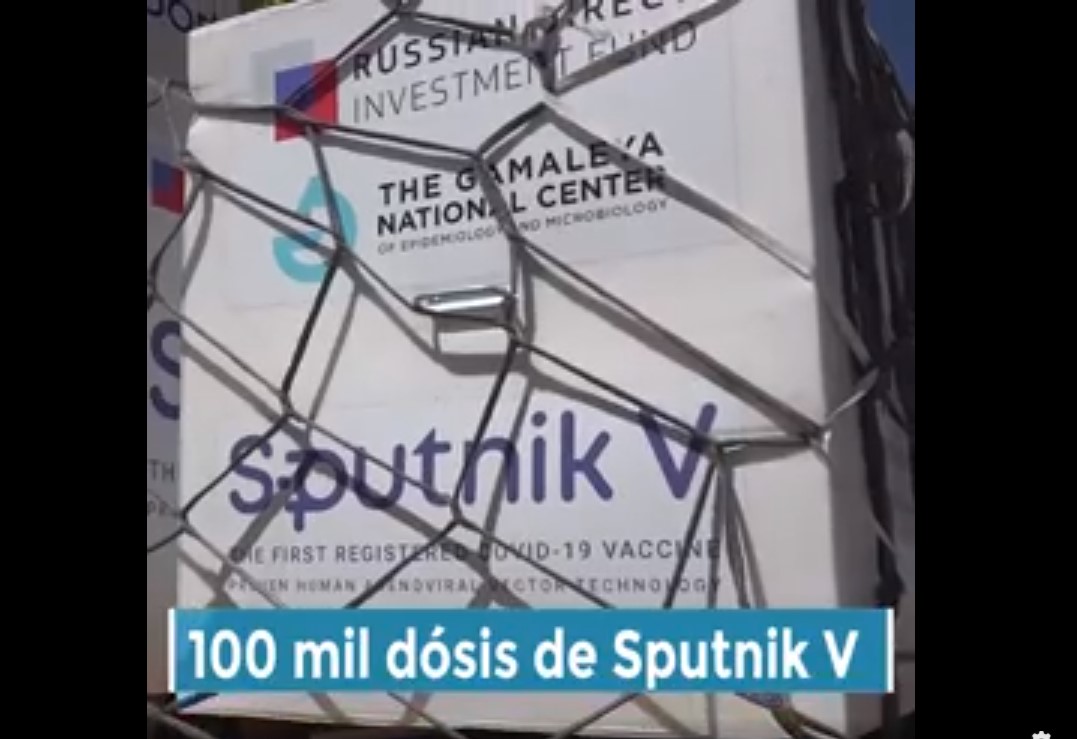 Regiones comienzan a recibir parte del nuevo lote de vacunas y del medicamento Avifavir que llegó este sábado