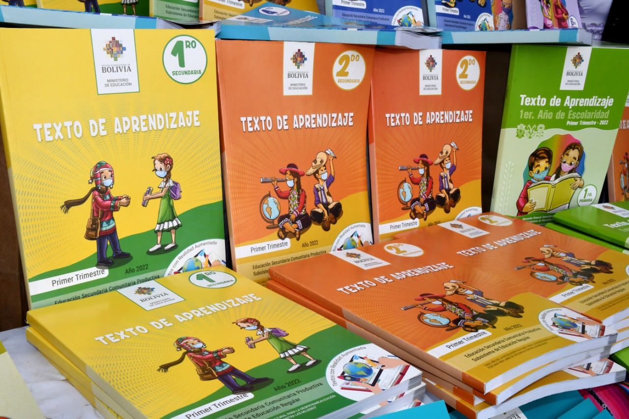 Ministerio de Educación distribuirá textos de aprendizaje hasta el 20 de febrero en todo el país