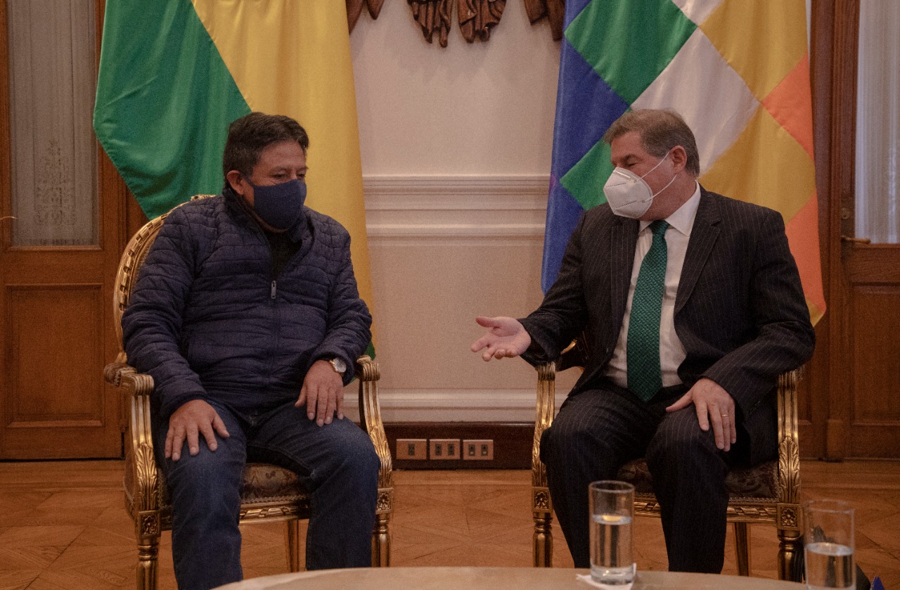 ACNUR destaca visión integral de Bolivia en materia de protección internacional de refugiados