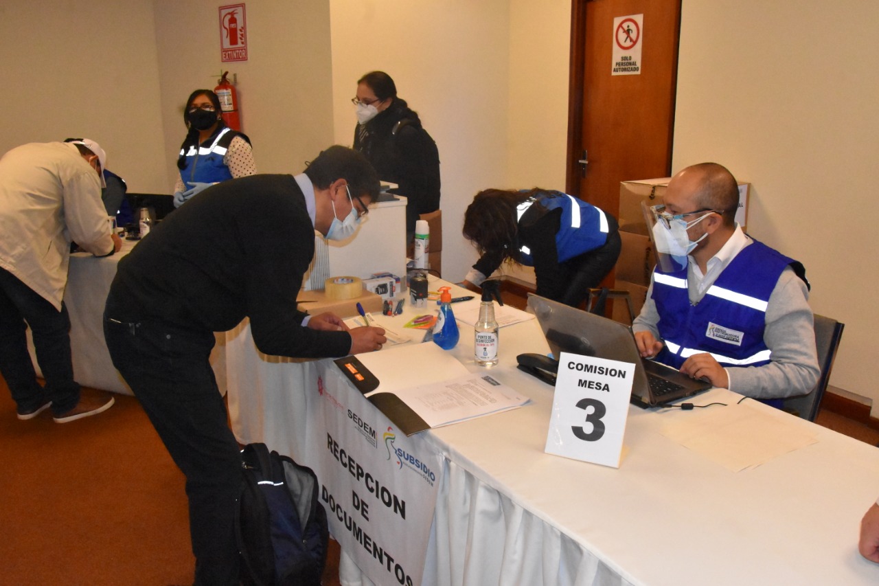 Más de 200 empresas postulan para la provisión de alimentos al subsidio