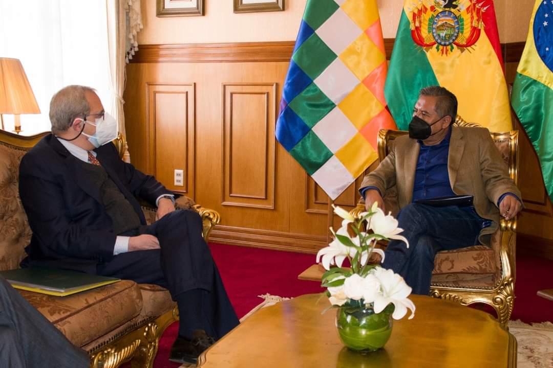 Bolivia responde a Bolsonaro y le pide no intervenir en asuntos internos por procesos a exautoridades