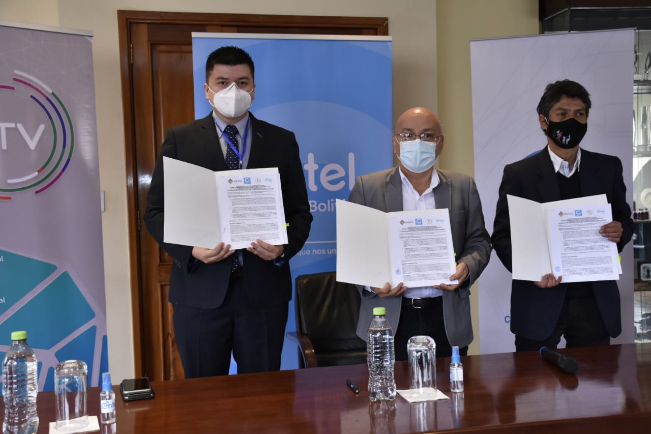 BTV, Adecine y Entel firman acuerdo en apoyo a la producción del cine boliviano