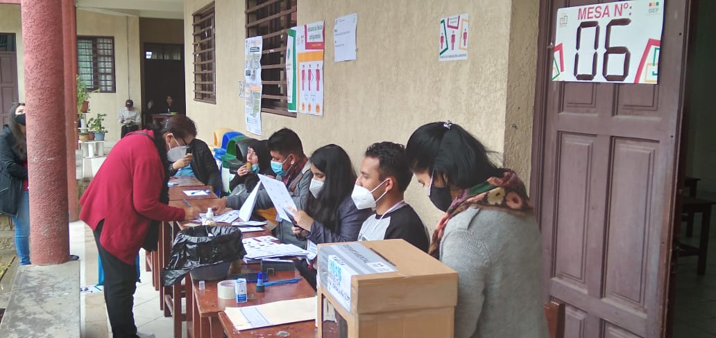 Tarija: Media jornada de votación transcurrió sin incidentes de gravedad