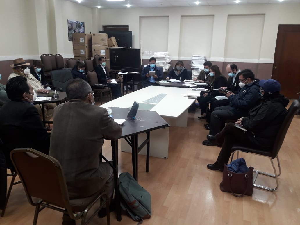 Salud conforma cuatro mesas técnicas con enfermos renales para atender sus necesidades