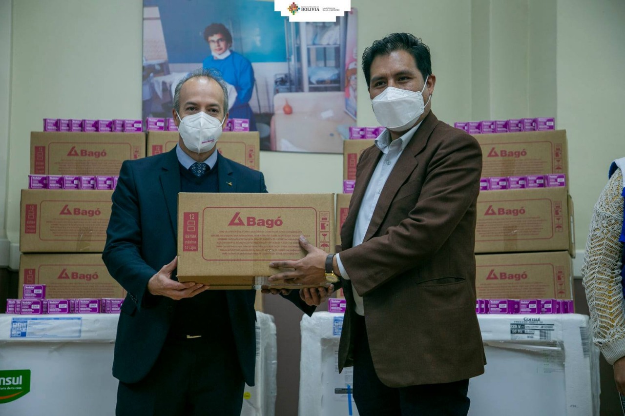 Laboratorios Bagó entrega al Ministerio de Salud medicamentos y equipamiento para fortalecer la cadena de frío