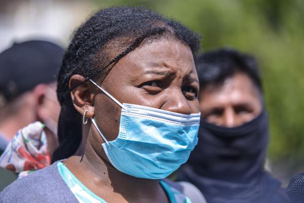 Cocaleros declaran cinco días de duelo por la muerte de policía en enfrentamientos en los Yungas