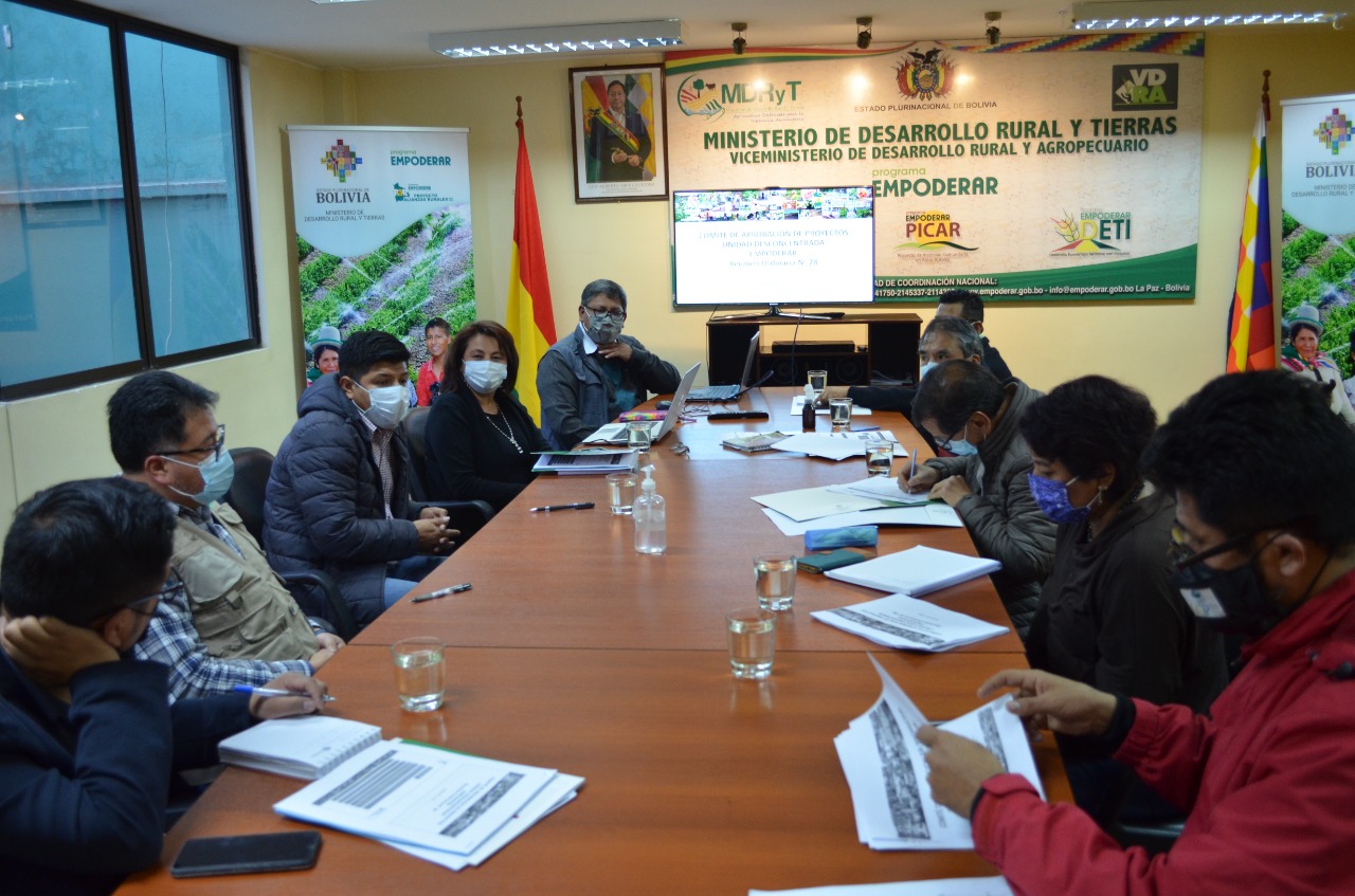 Gobierno invierte Bs 25 millones para incrementar la producción de alimentos