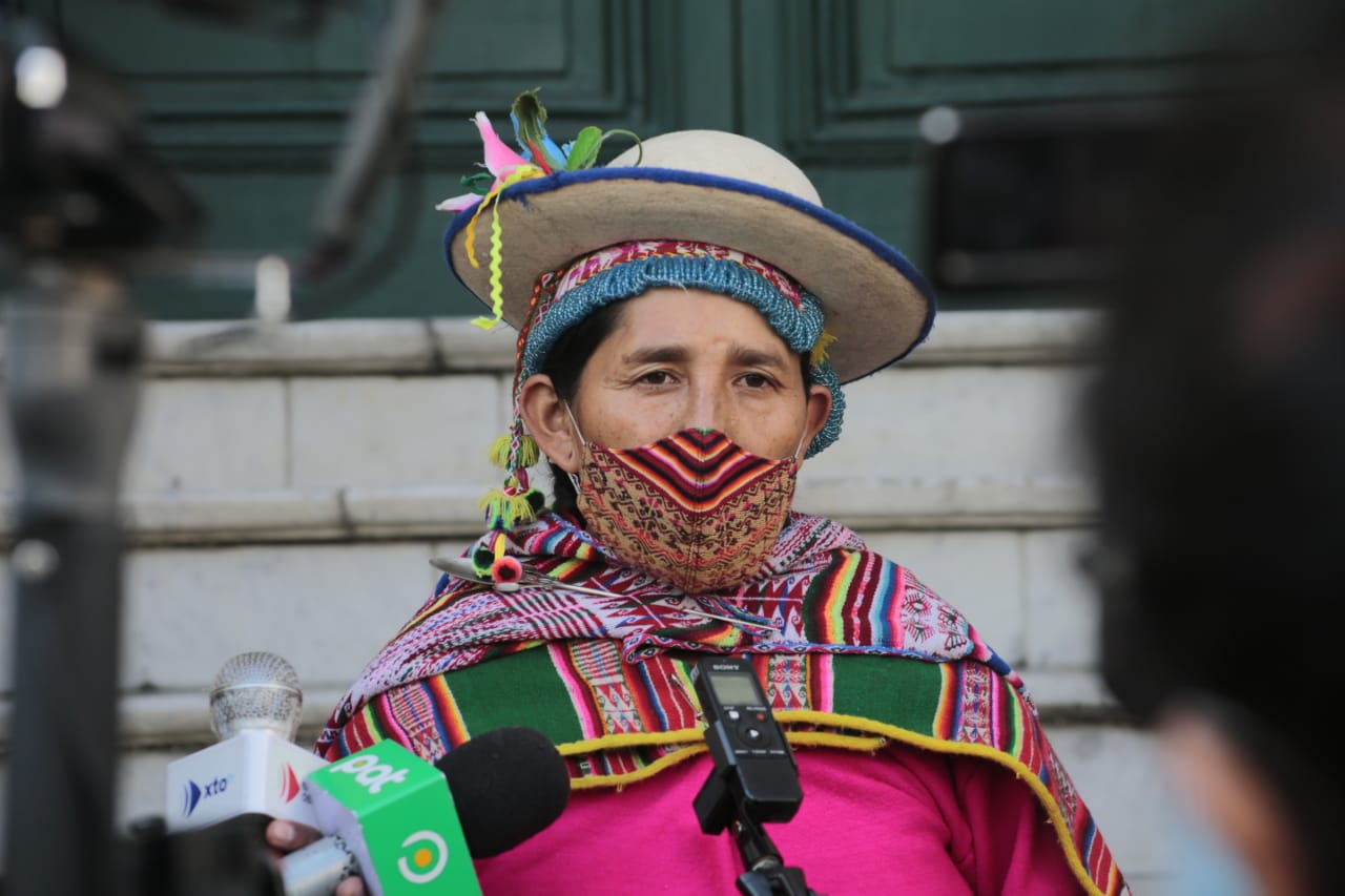 Exdiputada Patty lamenta que aliados del régimen de facto no declaren a seis meses de detención de Áñez