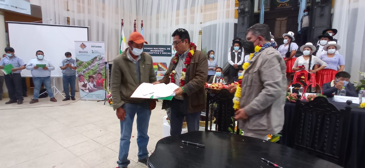 Cochabamba: Gobierno invierte más de Bs 18 millones en infraestructura productiva