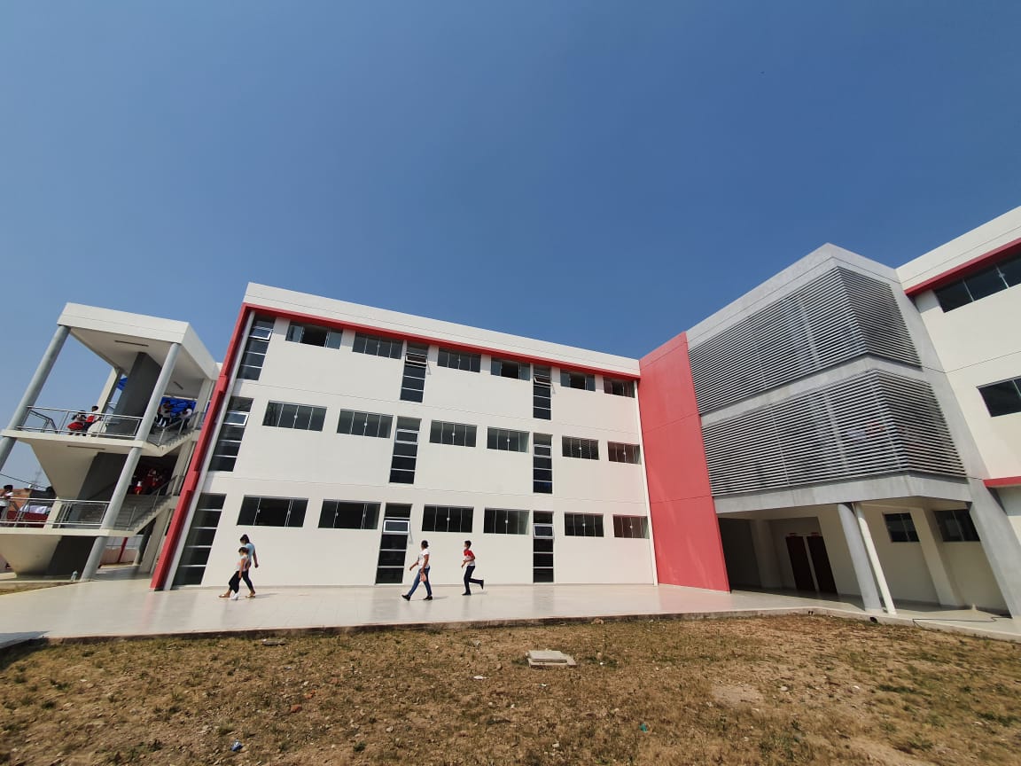 Municipio de Portachuelo se beneficia con la Unidad Educativa “Ángel María Limpias”