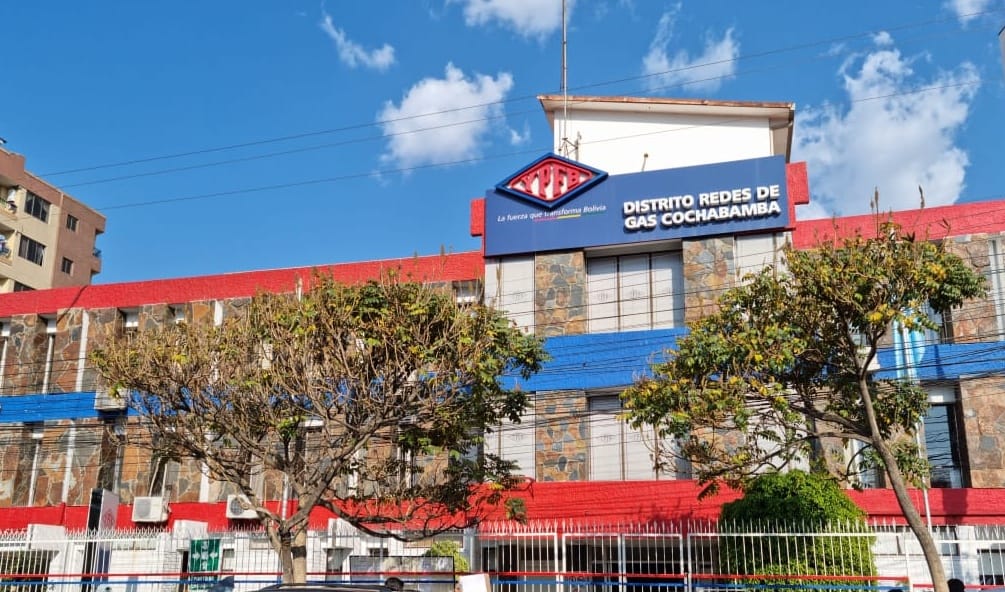 Ibnorca mantiene certificación de gestión de calidad para el Distrito de Redes de Gas YPFB en Cochabamba
