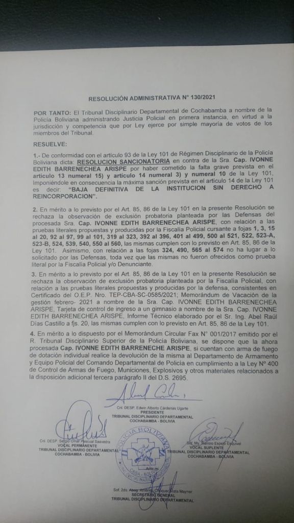 Dan de baja definitiva a la capitán Ivonne Barrenechea por el motín policial