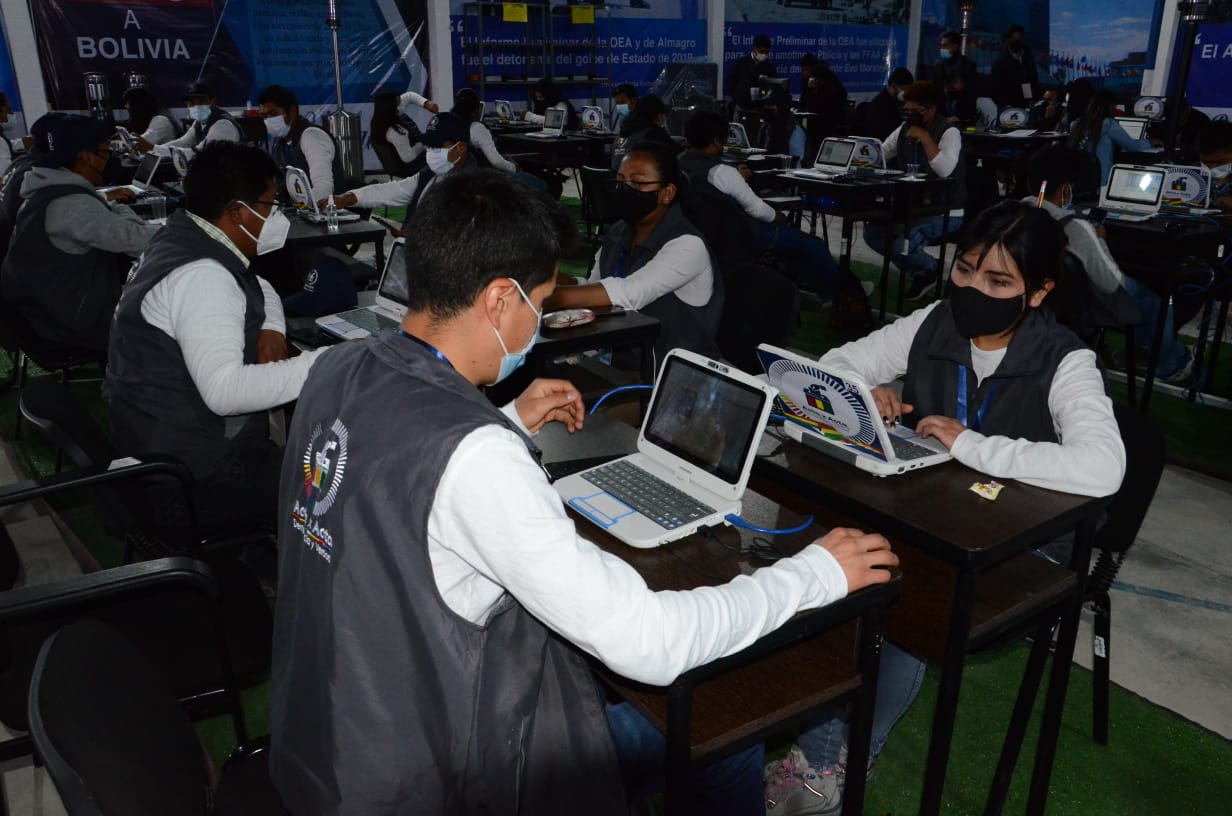 Procuraduría llega al 85% de revisión de actas electorales de 2019 y cuestiona ausencia de la oposición