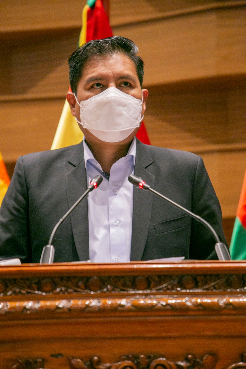 Bolivia denuncia que cuentas falsas en la web y redes sociales tergiversan informes epidemiológicos