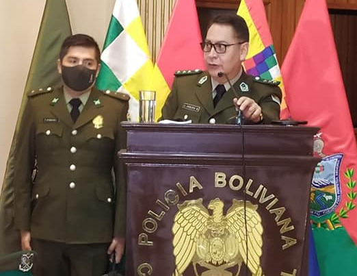 Policía lamenta la muerte del coronel Vaca y desmiente que haya sido en celdas penitenciarias