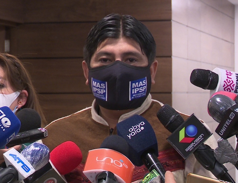 Diputado Cuellar presenta denuncia contra seis legisladores de Creemos por caso ítems fantasmas