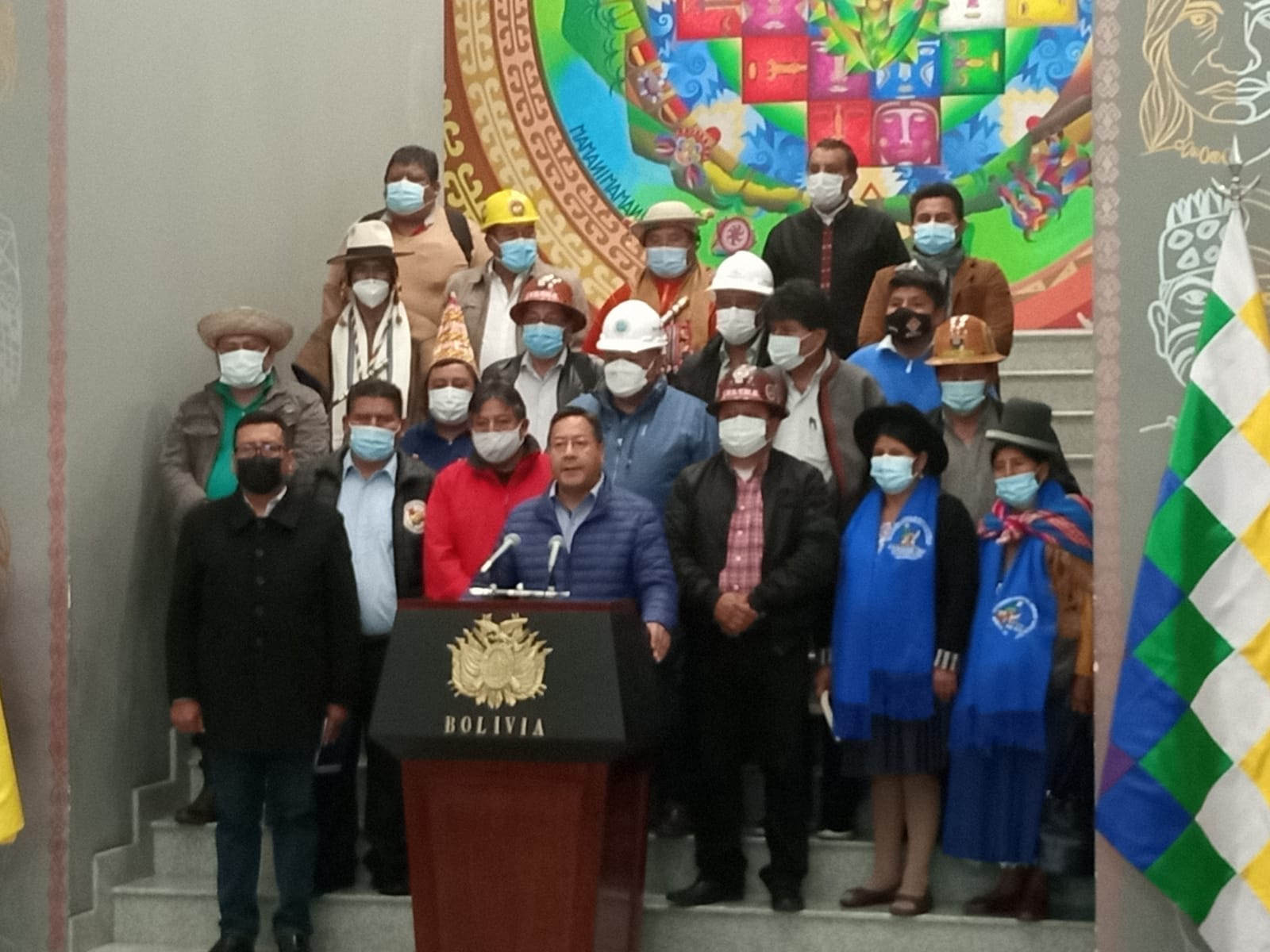 Gobierno suspende actos masivos para el Día del Estado Plurinacional de Bolivia por la pandemia del COVID-19