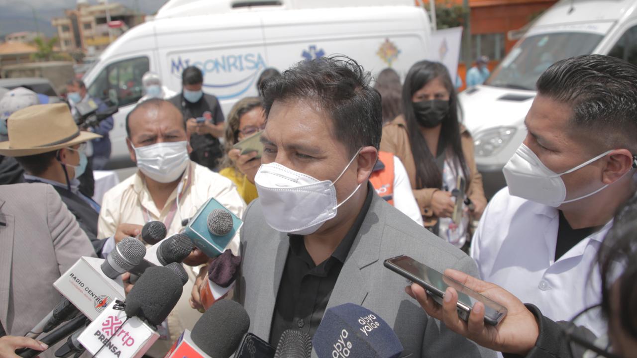 Ministro expresa voluntad de diálogo con grupo antivacunas de Cochabamba