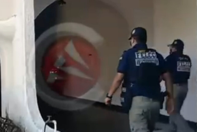 Caso Publicidad fantasma: Policía y Fiscalía realizan allanamiento de las oficinas de Demócratas