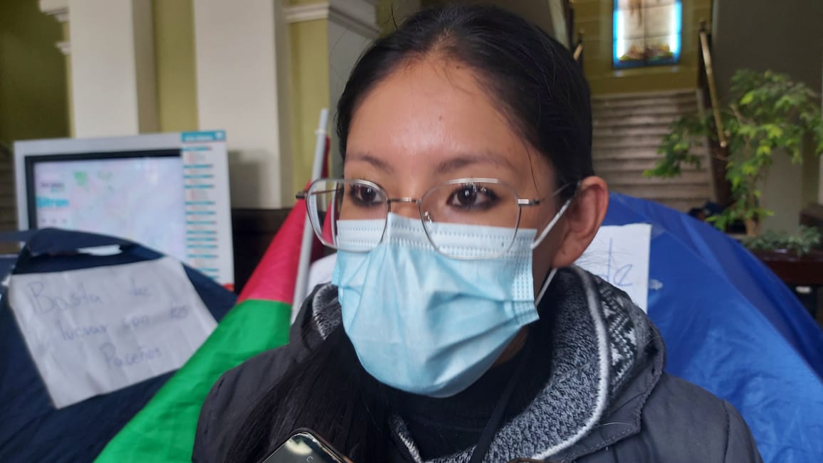 La Paz: Concejalas cumplen su cuarto día de huelga de hambre en contra del “impuestazo” de Arias