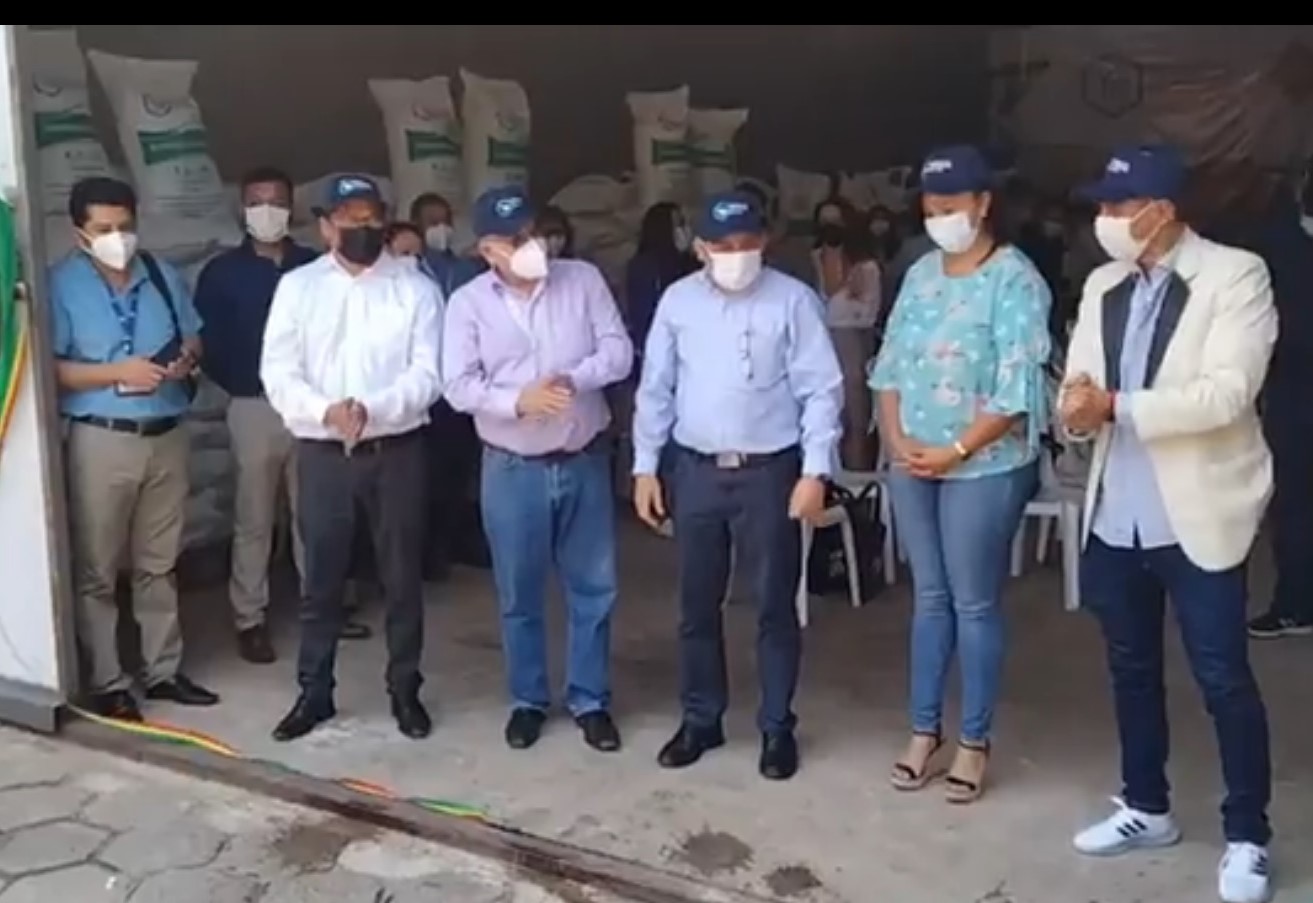 YLB inaugura punto de venta de cloruro de potasio en Santa Cruz