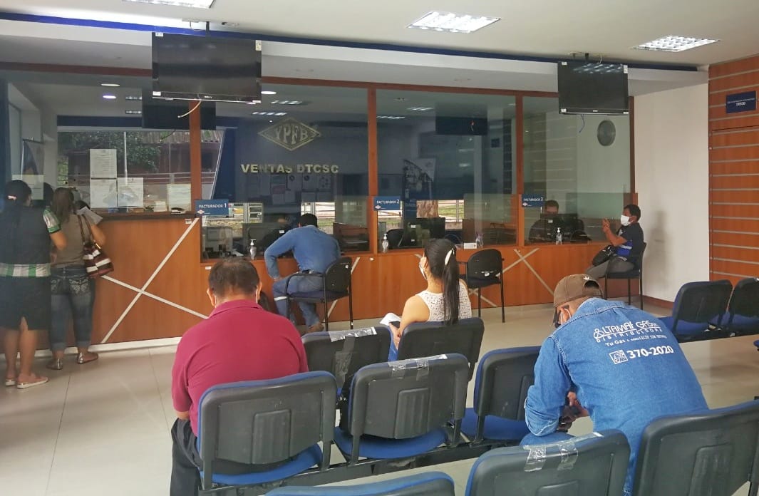 Distrito Comercial Oriente de YPFB mantiene certificación de calidad ISO 9001-2015