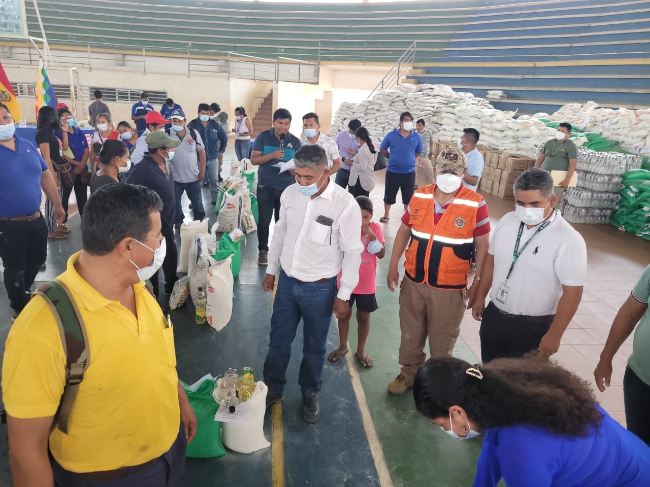 Gobierno entrega ayuda humanitaria a 829 familias damnificadas en San Julián